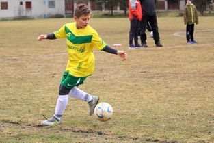 mk体育全站-中国足球运动员比赛心态管理策略，足球运动员比赛心理分析